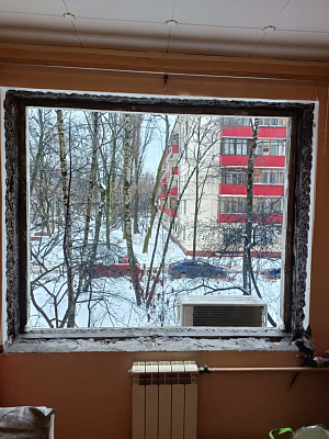 Установка трехстворчатого окна в доме серия ii-49