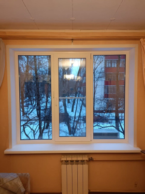 Установка трехстворчатого окна в доме серия ii-49